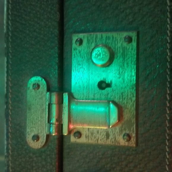 Gucci Briefcase Authentic - Picture 11 of 17